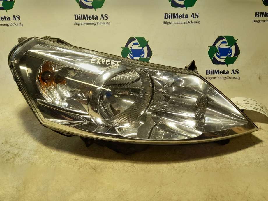 Frontlykt høyre halogen til Peugeot Expert 2007-2016 (Type II) (|89902604)