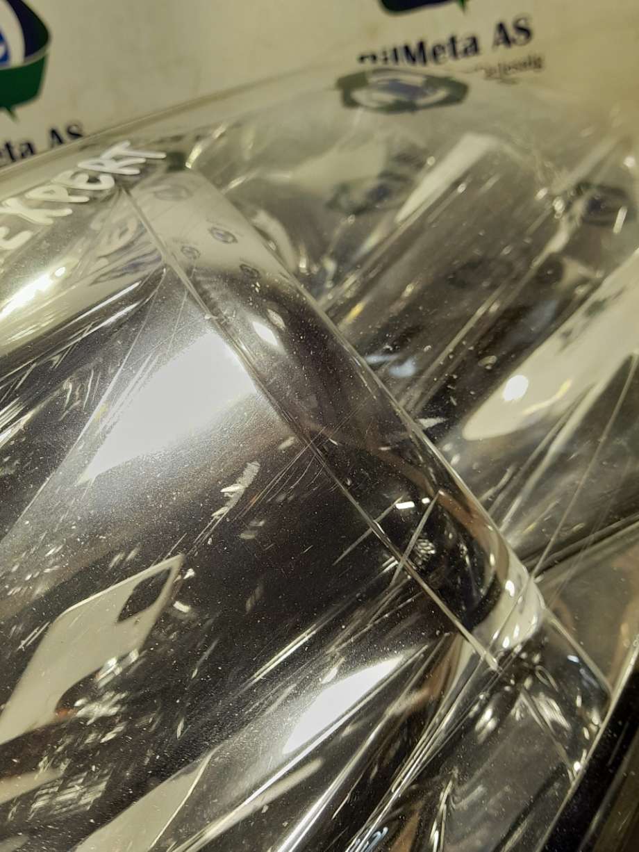 Frontlykt høyre halogen til Peugeot Expert 2007-2016 (Type II) (|89902604)