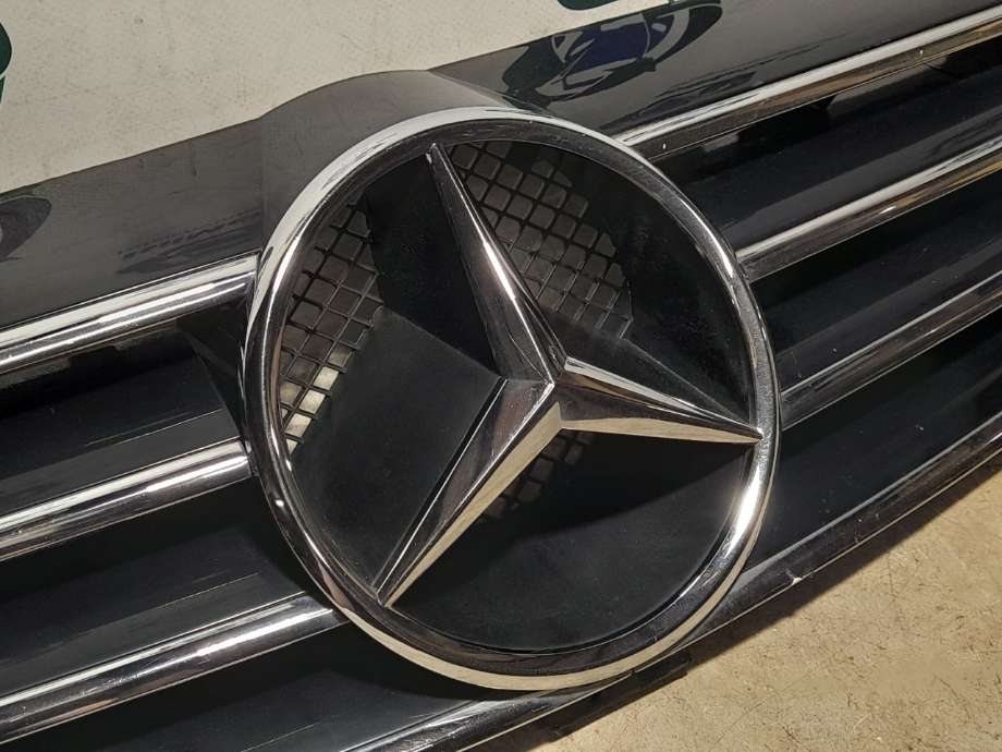 Grill til Mercedes CLK 2002-2009 (C209) (C209) (|a2098880052)