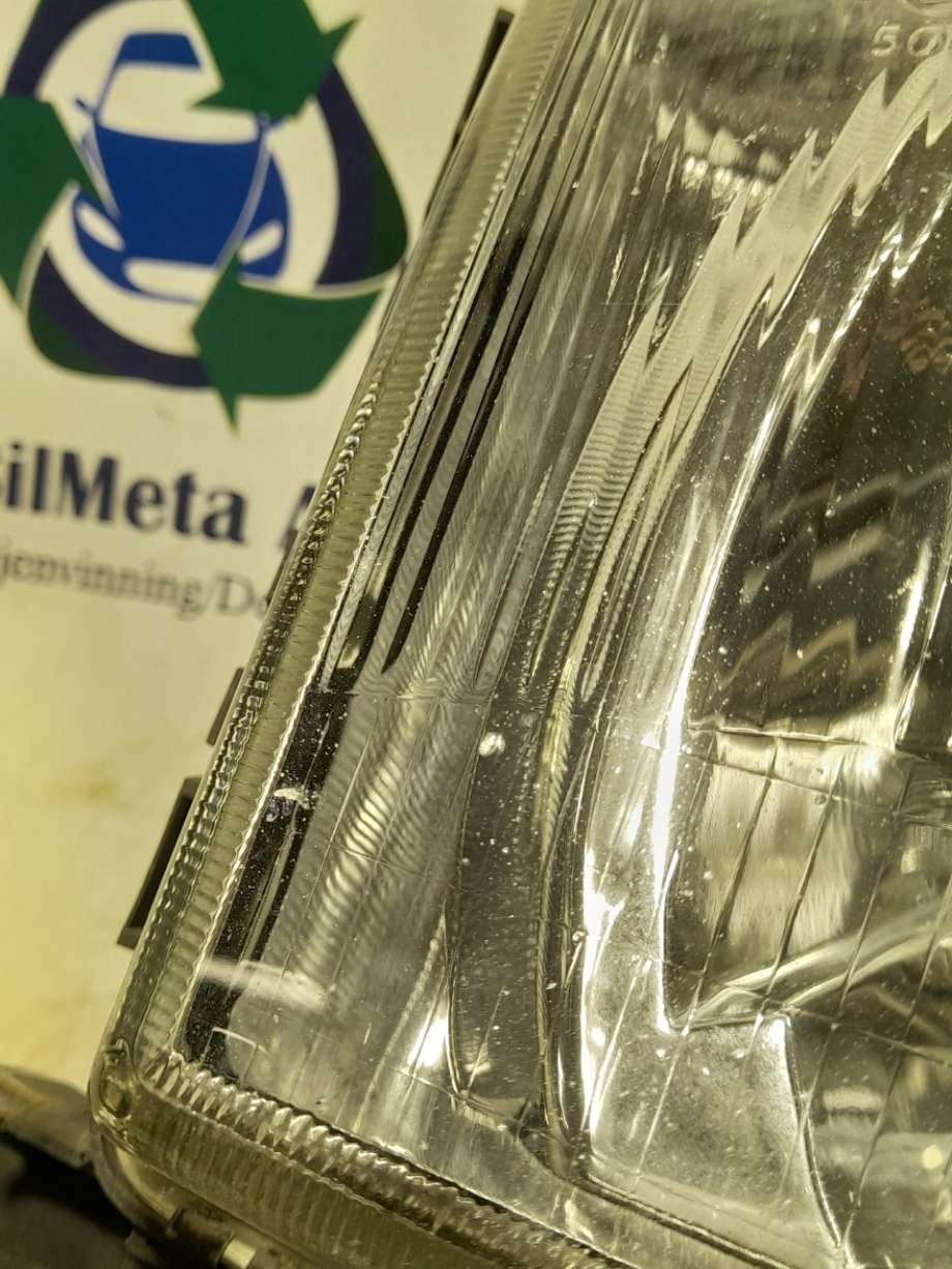Frontlykt høyre halogen til VW Transporter / Caravelle 1990-2003 (T4) (T4) (|7d1941010d)
