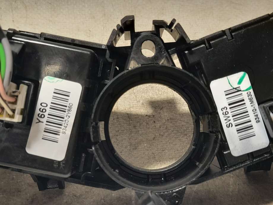 Bryter combi til Kia Sportage 2010-2016 (Type III)  (|934202y660|934101m630)