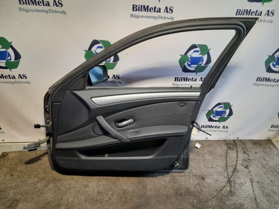 Dør høyre foran til BMW 5-Serie 2003-2010 (E60/E61) (E60/E61)