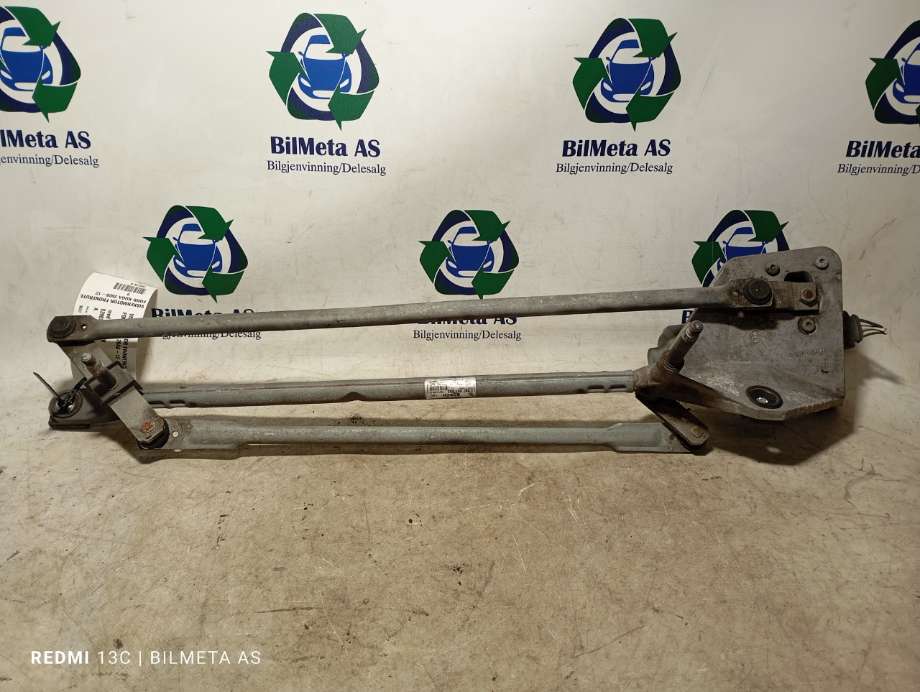Viskermotor frontrute til Ford Kuga 2008-2012 (Type I) (|0390241696|8v4117508aa)