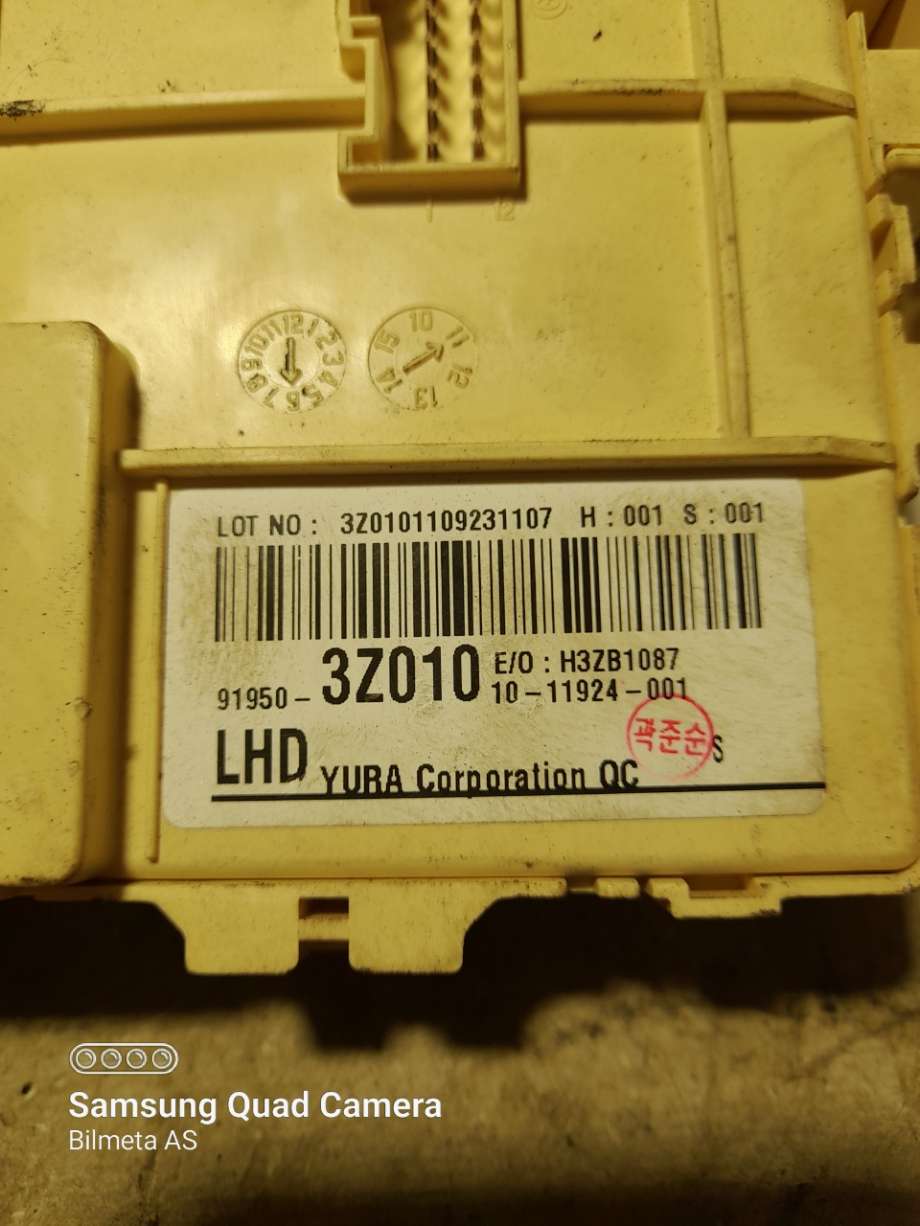 Sikringsboks til Hyundai i40 2012-2017  (|919503z010)