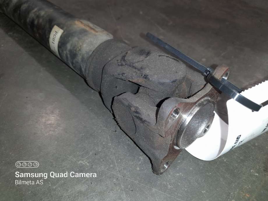 Mellomaksel fremre til Toyota Hiace 2007-2012 (Fase 3)