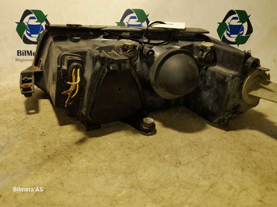 Frontlykt høyre halogen til VW Passat 2001-2005 (B5,3BG) (B5,3BG) 