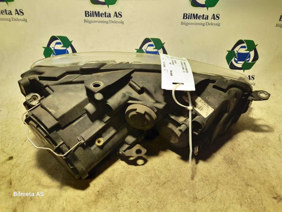 Frontlykt venstre halogen til VW Golf VI 2008-2012  (|5k1941005j)