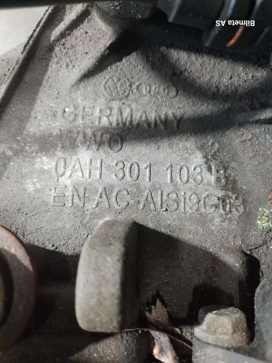 Girkasse manuell til VW Caddy 2004-2010 (Type III, Fase 1)  (|0AH301103B)
