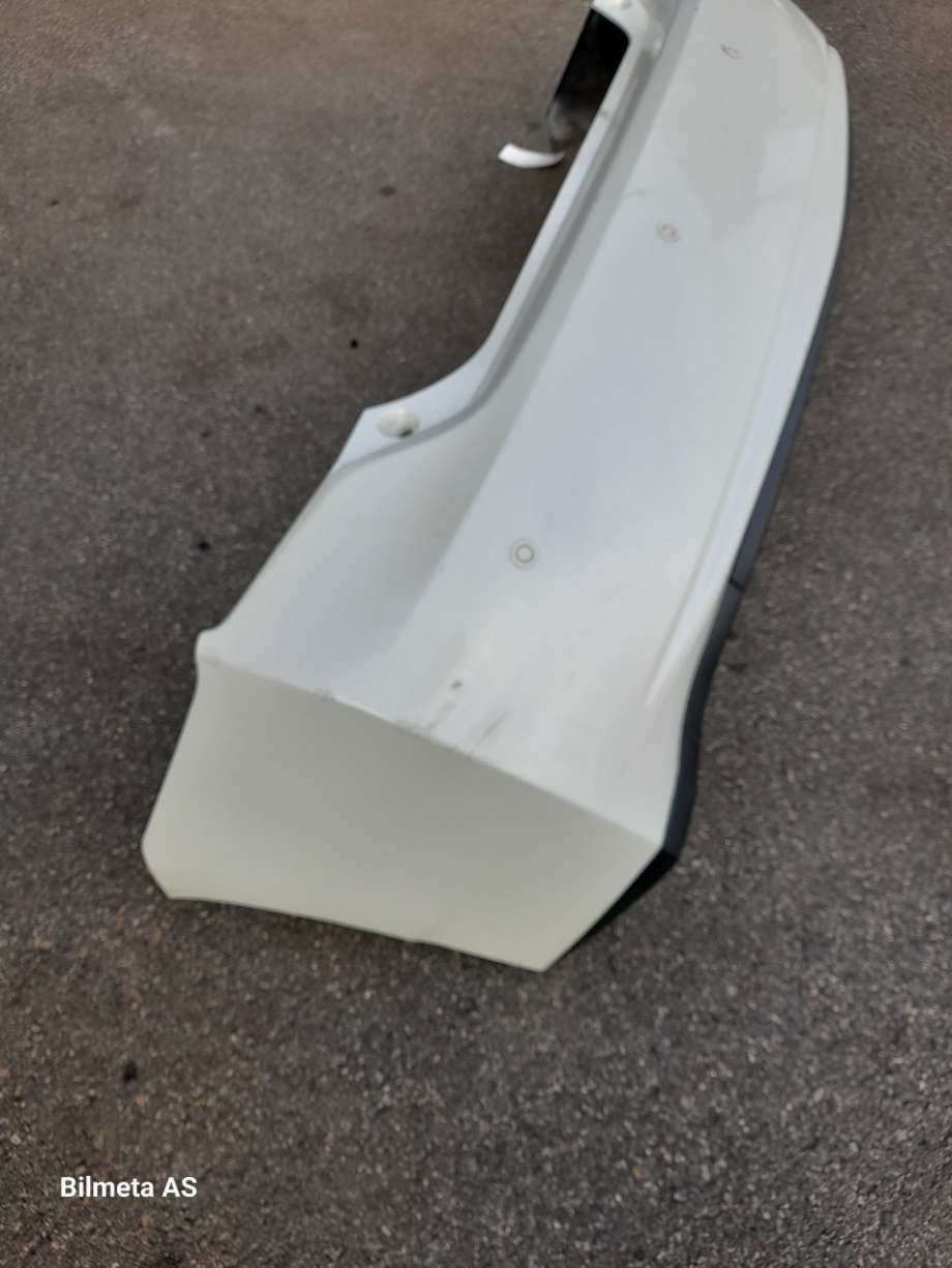 Støtfanger bak til Toyota Prius 2009-2016 (Type III) (COMBI) (COMBI)