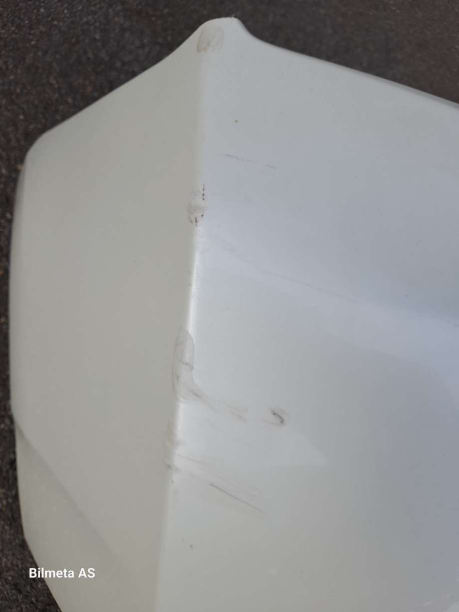 Støtfanger bak til Toyota Prius 2009-2016 (Type III) (COMBI) (COMBI)