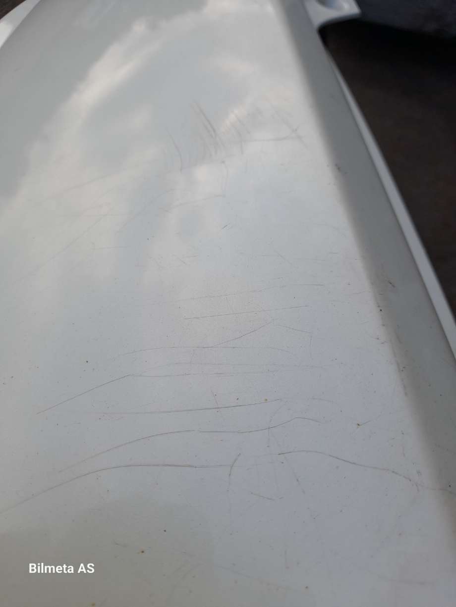Støtfanger bak til Toyota Prius 2009-2016 (Type III) (COMBI) (COMBI)