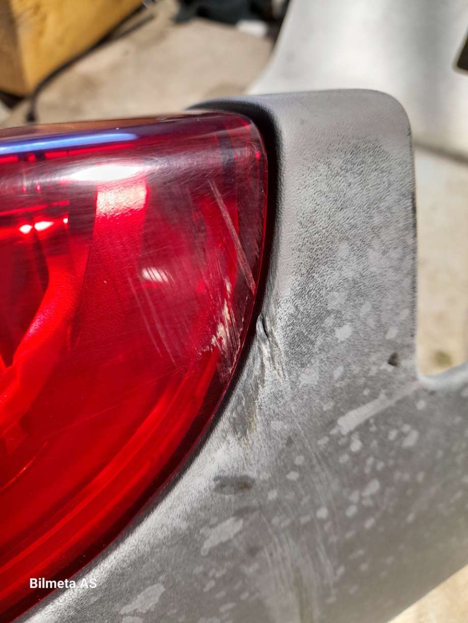 Baklykt høyre til Opel Vivaro A 2001-2006