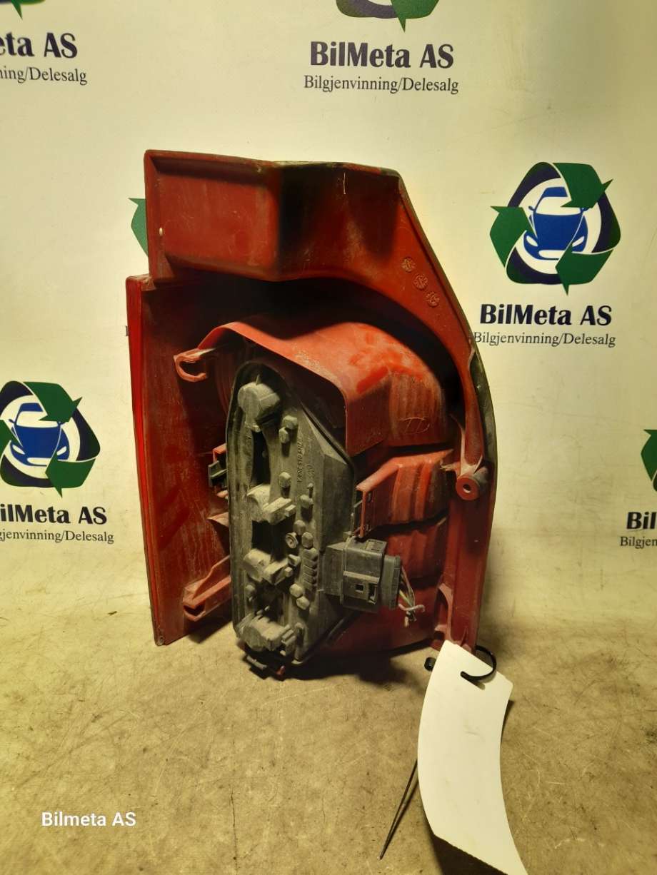 Baklykt høyre til VW Transporter / Caravelle 2003-2009 (Fase 1) (T5) (T5) 