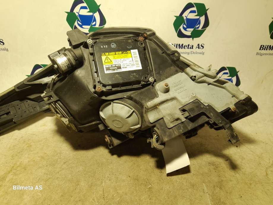 Frontlykt høyre xenon til Toyota Avensis 2009-2015 (Type III, Fase 1)  