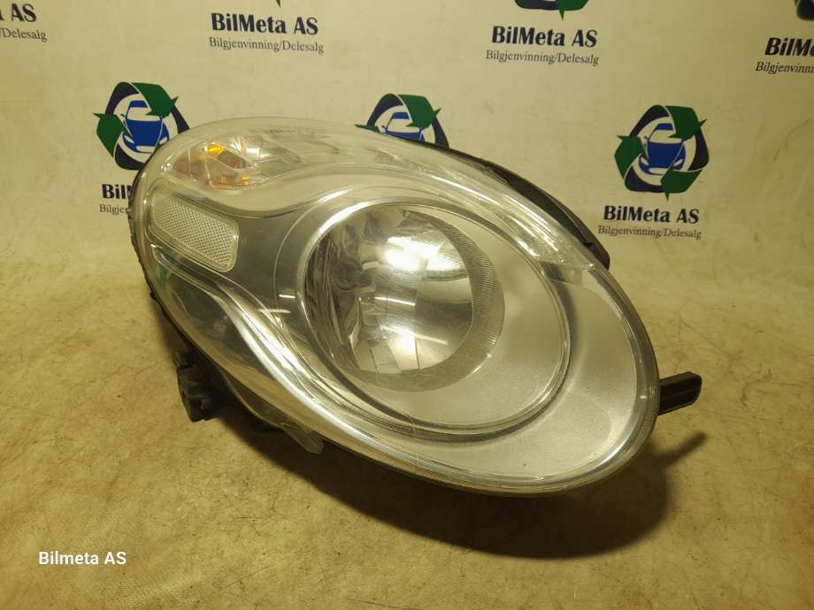 Frontlykt høyre halogen til Fiat 500L (MPV) 2013-2015