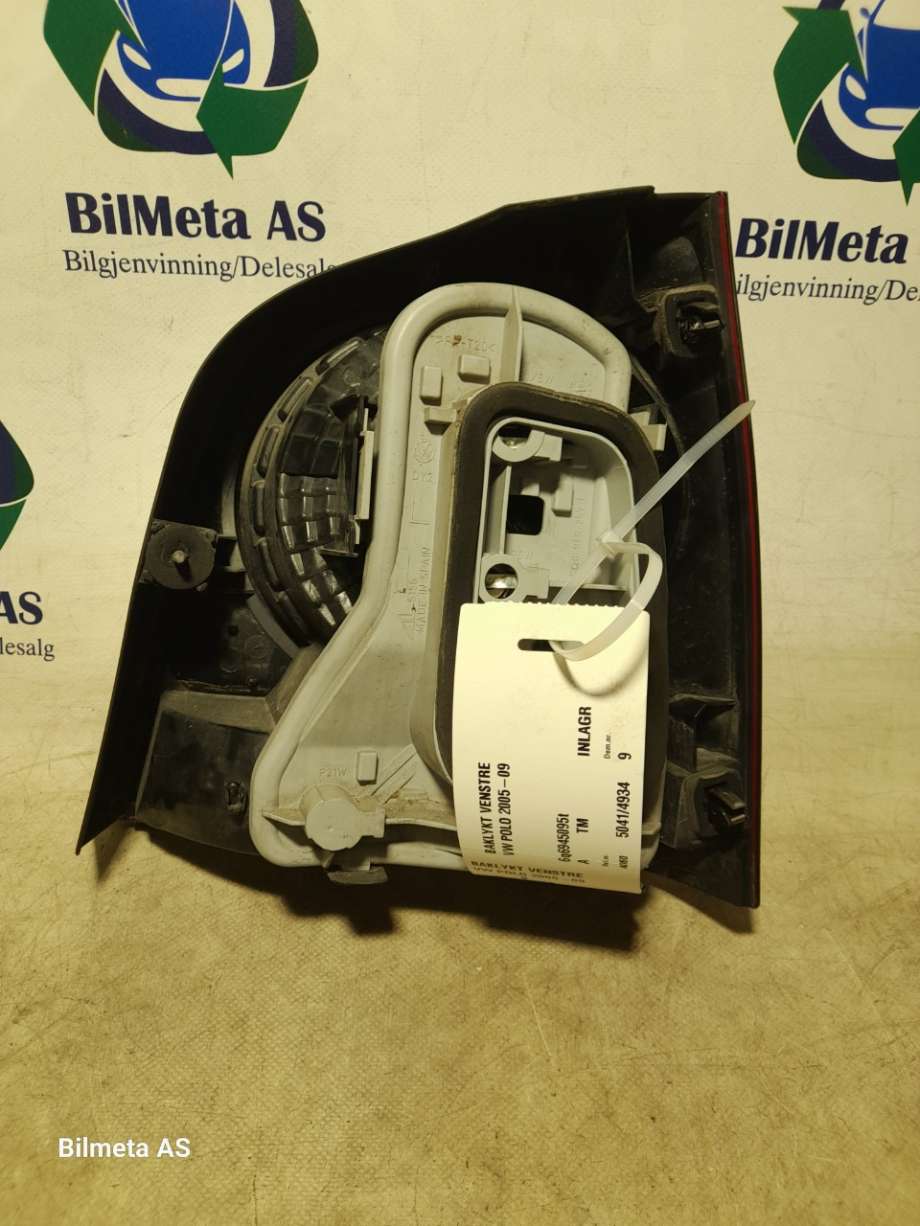 Baklykt venstre til VW Polo 2005-2009 (Type IV, Fase 2)  (|6q6945095t)