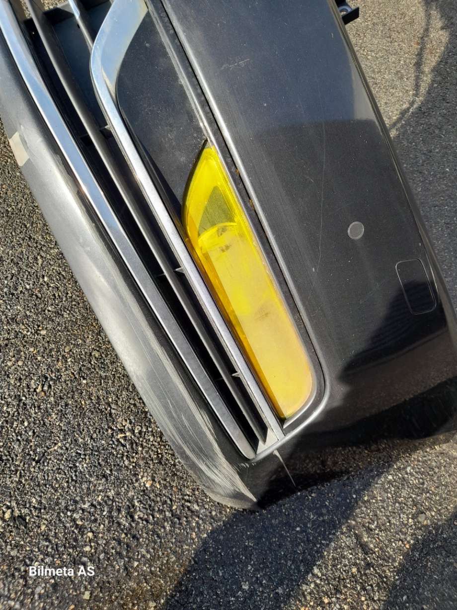Støtfanger foran til VW Passat 2011-2015 (B7) (B7)