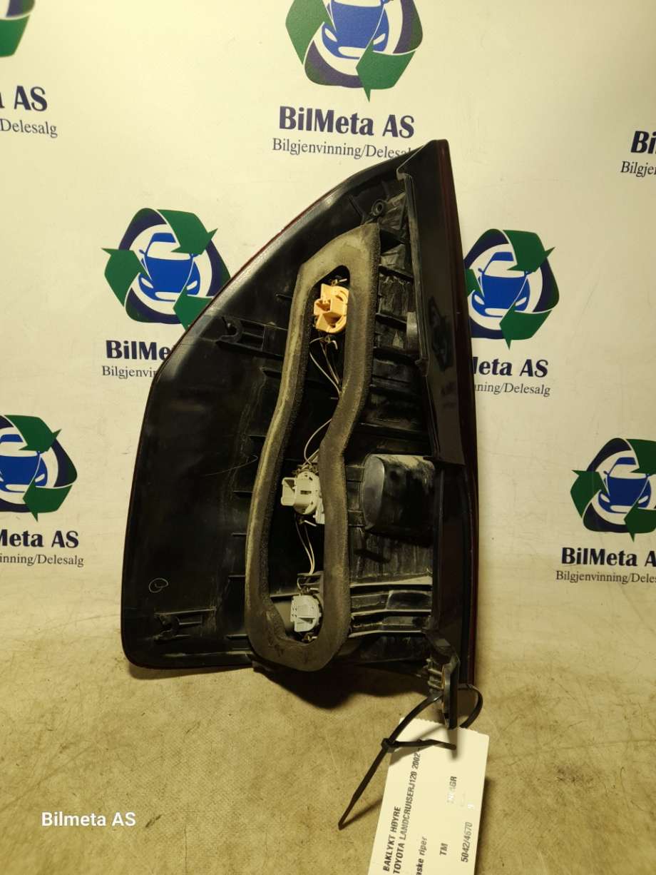 Baklykt høyre til Toyota Land Cruiser 120 2002-2009