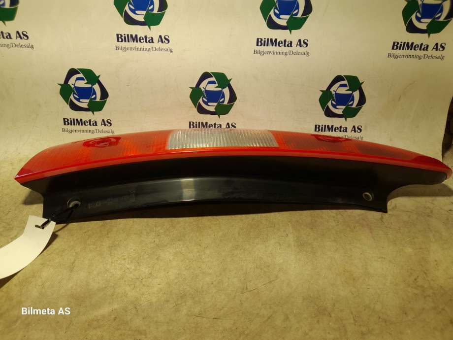 Baklykt venstre til Mitsubishi Colt 2004-2008 (Type VII, Fase 1)  (|8330a233)