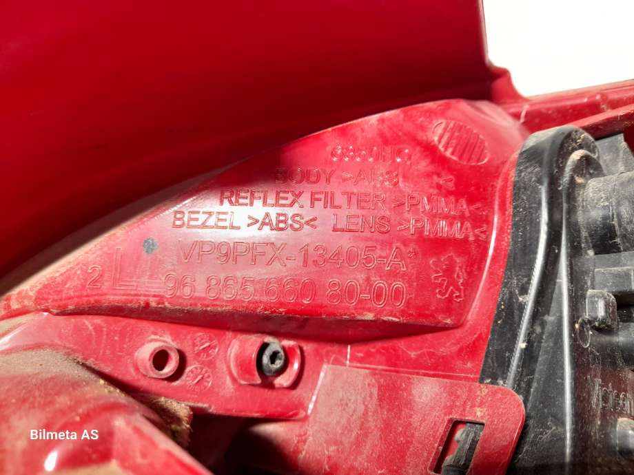 Baklykt venstre til Peugeot 207 2006-2012  