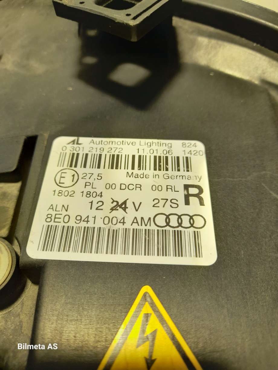 Frontlykt høyre xenon til Audi A4 2004-2008 (Type III) (B7) (B7) (|8e0941004am)