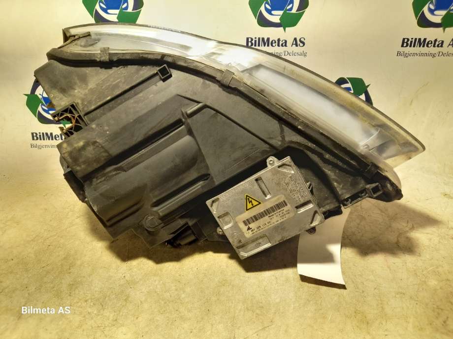 Frontlykt høyre xenon til Audi A4 2004-2008 (Type III) (B7) (B7) (|8e0941004am)