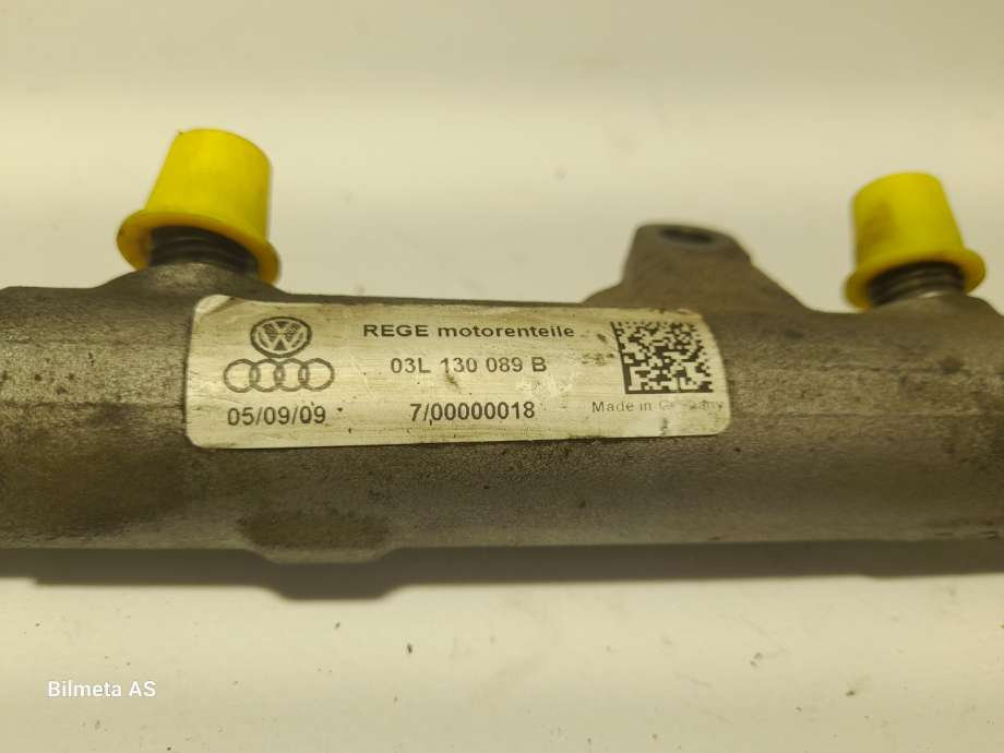 Dyseskinne (fuelrail) til VW Golf VI 2008-2012  (|03L130089B)