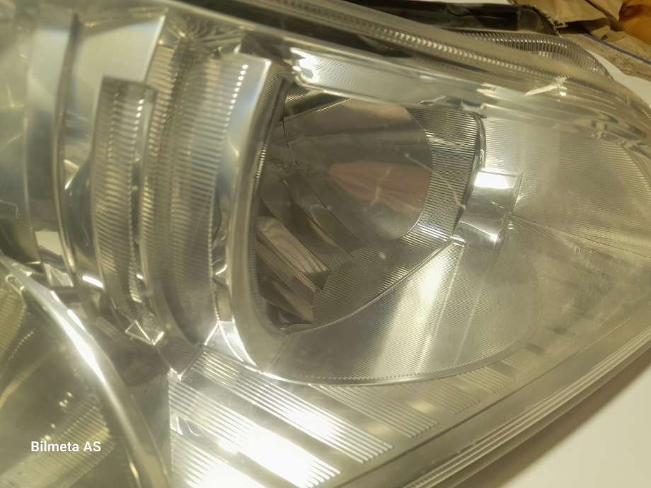 Frontlykt høyre xenon til Subaru Outback 2009-2014 (Type IV)