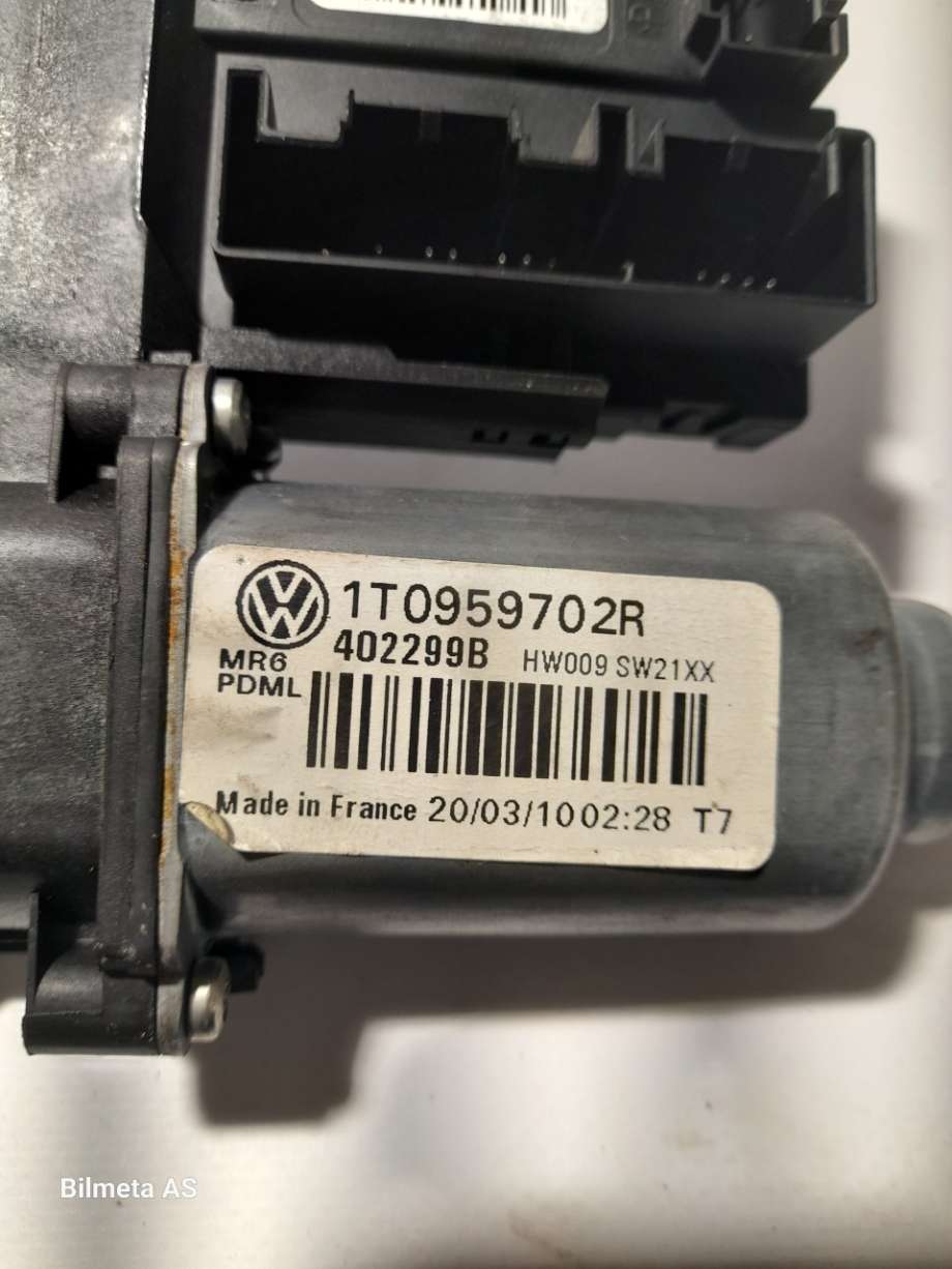 Ruteheis høyre foran til Škoda Octavia 2005-2008 (Type II, Fase 1)  (|5k0959792|1t0959702r)