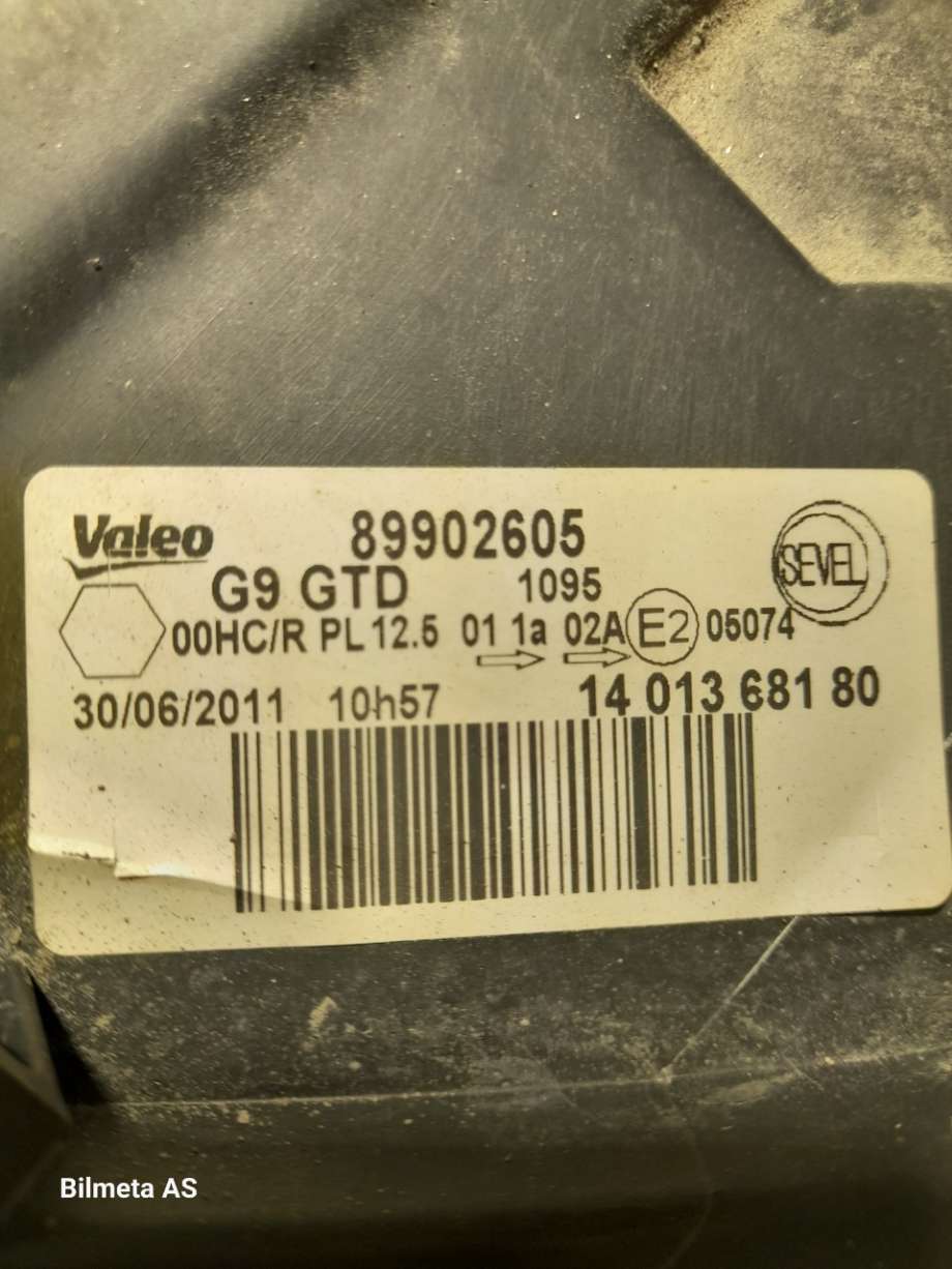 Frontlykt venstre halogen til Peugeot Expert 2007-2016 (Type II)  (|89902605)