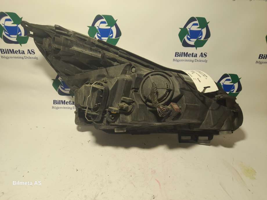 Frontlykt venstre halogen til Opel Corsa D 2006-2014  (|13392705|90020215)