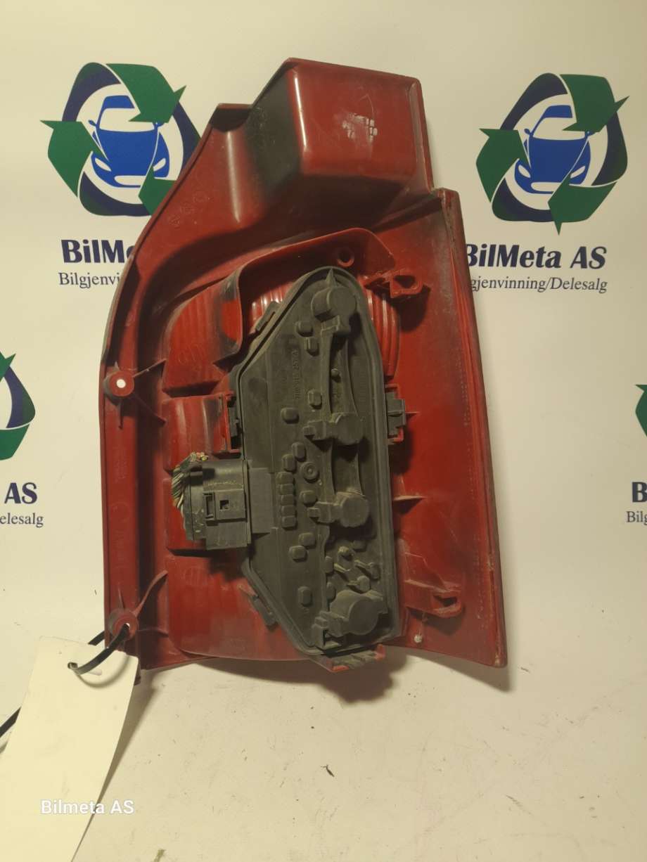 Baklykt venstre til VW Transporter / Caravelle 2003-2009 (Fase 1) (T5) (T5) 