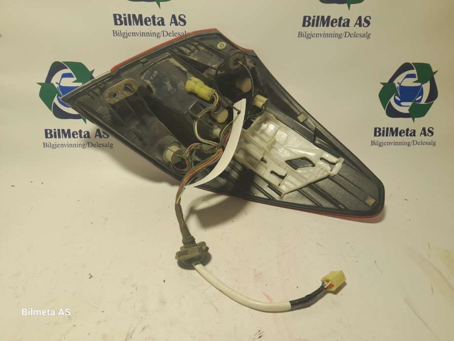 Baklykt venstre til Subaru Outback 2009-2014 (Type IV)  