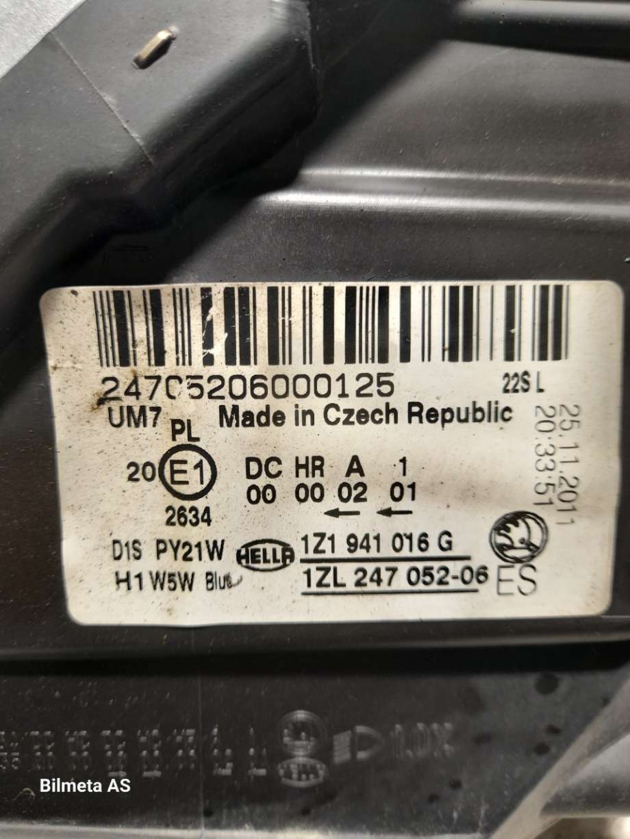Frontlykt høyre xenon til Škoda Octavia 2005-2008 (Type II, Fase 1)  (|1Z1941016G)