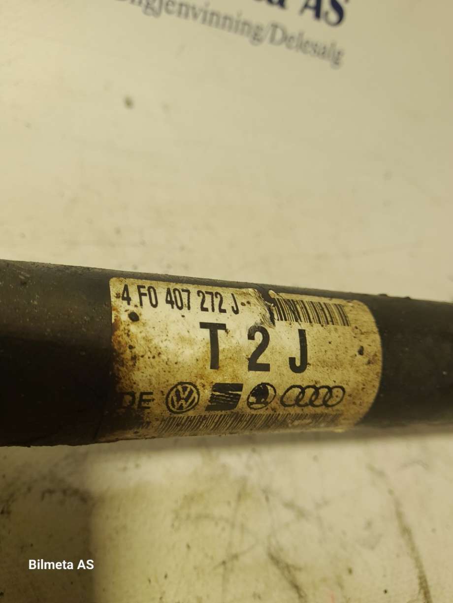 Drivaksel høyre foran til Audi A6, Allroad 2006-2008 (Type II, Fase 1) (C6) (C6) (|4f0407272j)
