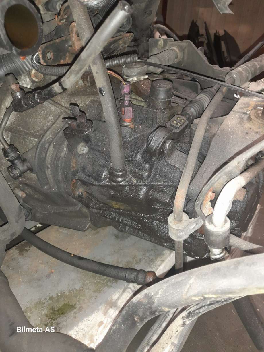 Girkasse manuell til Renault Trafic 2001-2006  