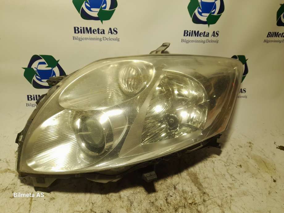 Frontlykt venstre xenon til Toyota Auris 2007-2010 (Type I, Fase 1) (|8115002480)