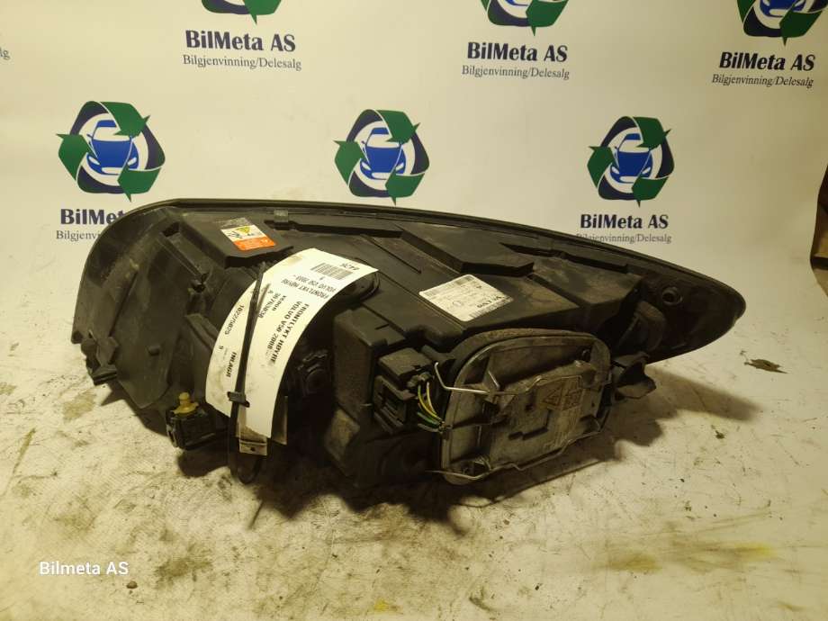 Frontlykt høyre xenon til Volvo V50 2007-2012 (Fase 2)  (|30763038)