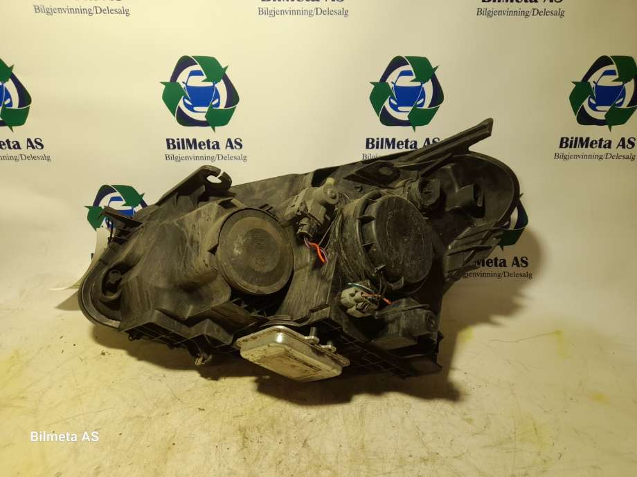 Frontlykt høyre xenon til Nissan Qashqai 2010-2014 (Type I, Fase 2)  (26010br60a|)