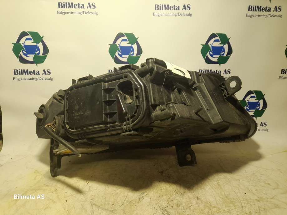 Frontlykt venstre xenon til Audi A6 2005-2008 (Type III, Fase 1) (C6) (C6) (|4f0941029)