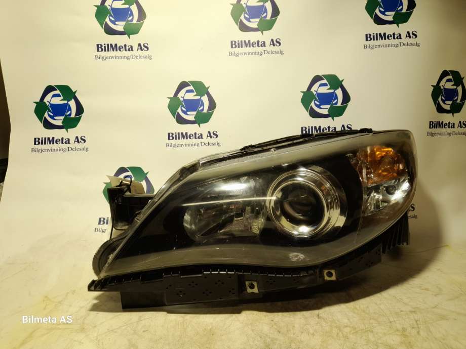 Frontlykt venstre xenon til Subaru Impreza 2008-2012 (Type III)