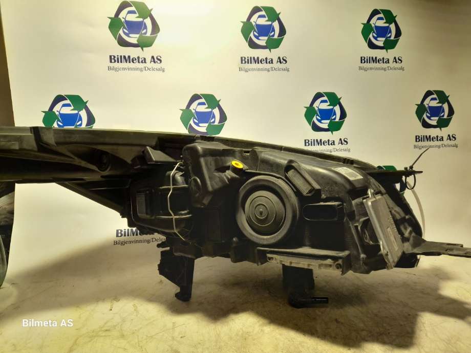 Frontlykt venstre xenon til Ford Kuga 2013-2019 (|90021742|cv4413d155ah)