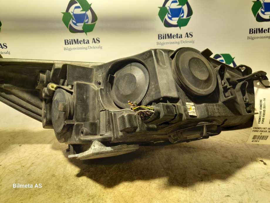 Frontlykt venstre xenon til Ford Focus 2011-2014 (Type III, Fase 1)  (|bm5113d155aj)