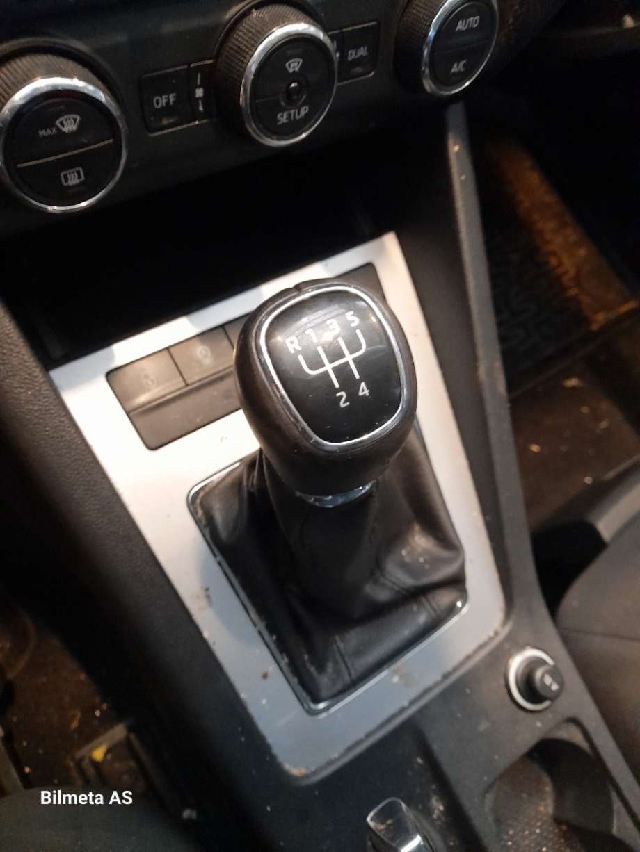 Girkasse manuell til Škoda Octavia 2013-2016 (Type III, Fase 1)  