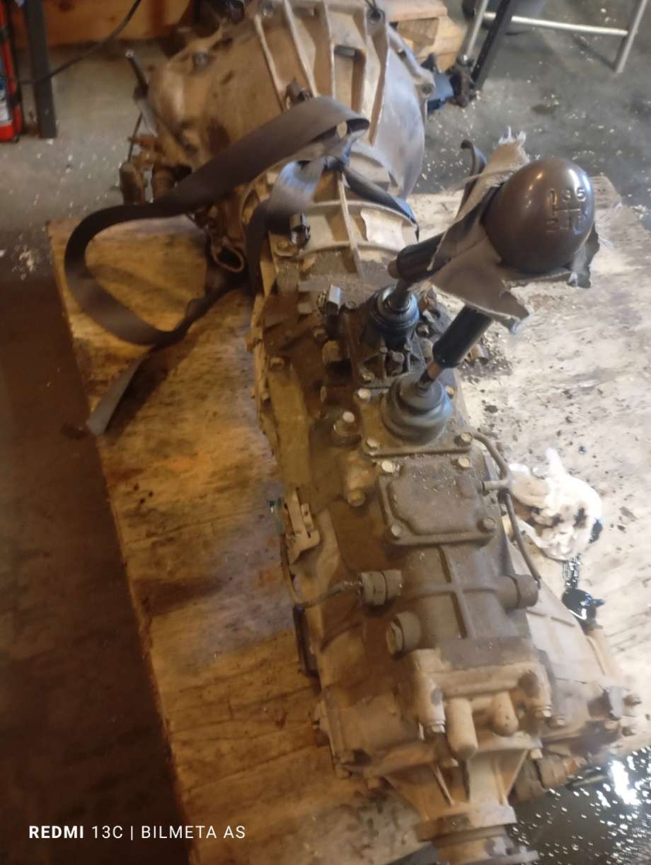 Girkasse manuell til Toyota Hilux 1998-2001  