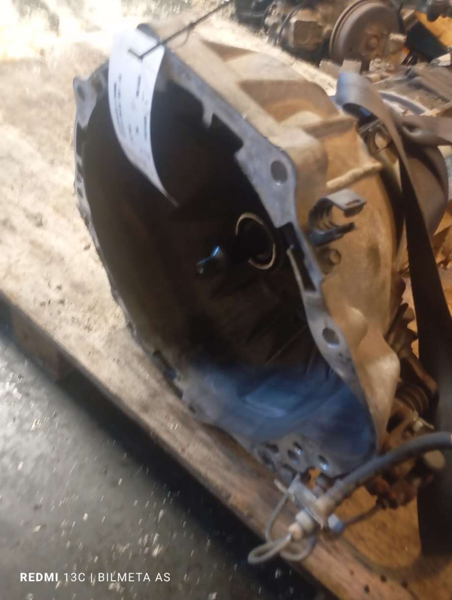 Girkasse manuell til Toyota Hilux 1998-2001  