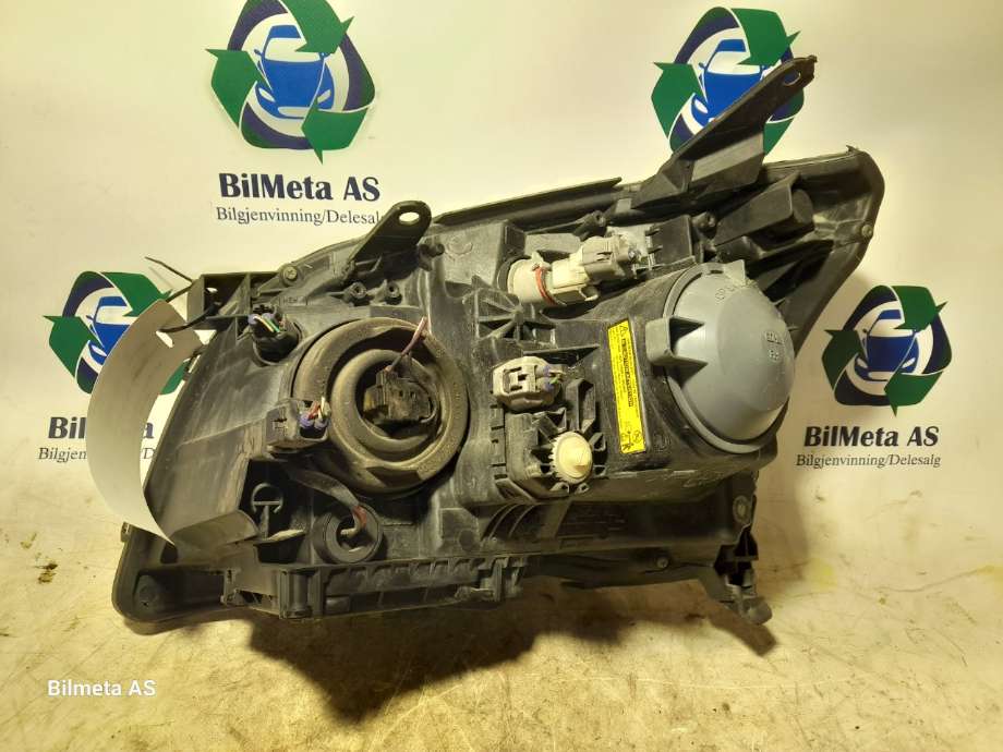 Frontlykt høyre xenon til Toyota Avensis 2003-2008 (Type II)  