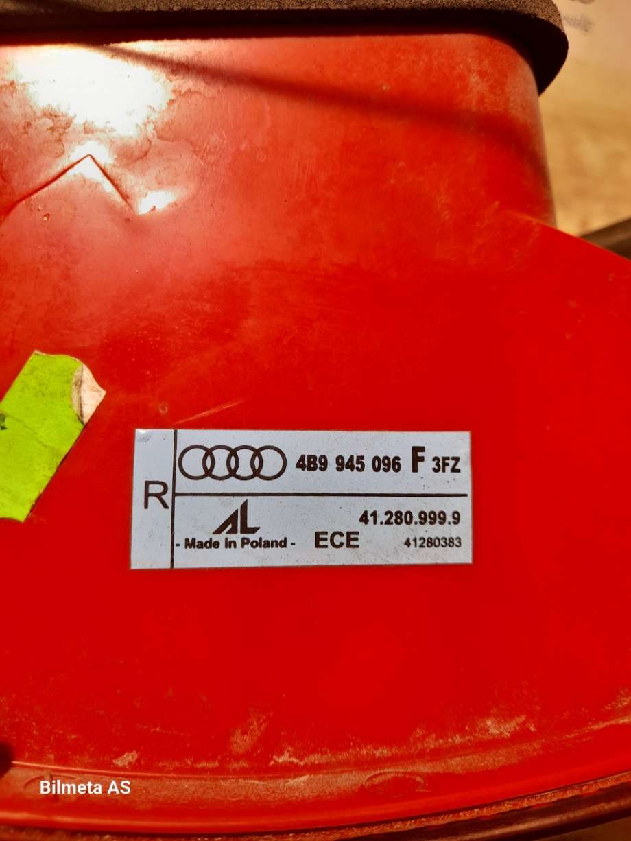 Baklykt høyre til Audi A6 1997-2001 (Type II, Fase 1) (C5) (C5) (|4b9945096)
