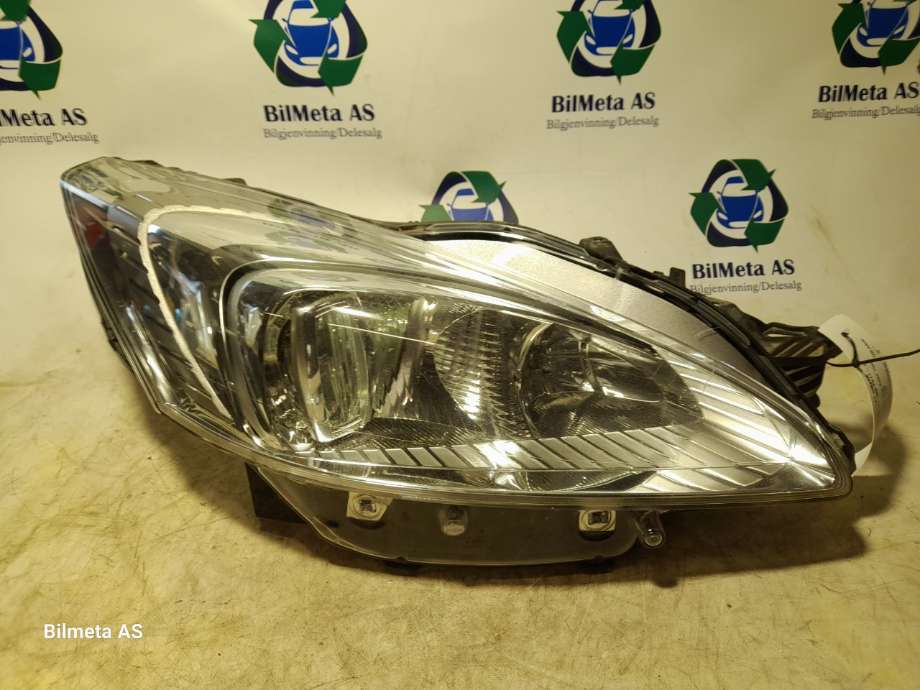 Frontlykt høyre halogen til Peugeot 508 2011-2014 (Type I, Fase 1) (|9678393080)