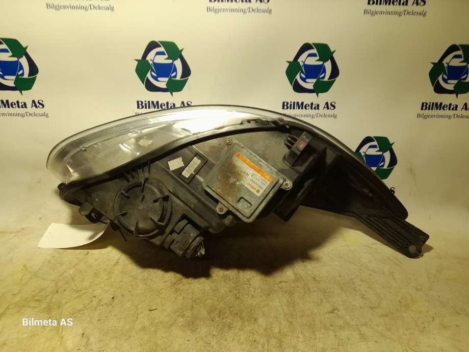 Frontlykt venstre xenon til Ford Focus 2011-2014 (Type III, Fase 1)  (|bm5113d155ag)
